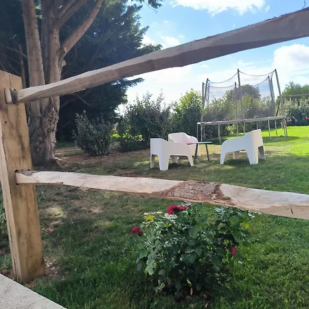 Ancienne Grange Renovee アパート